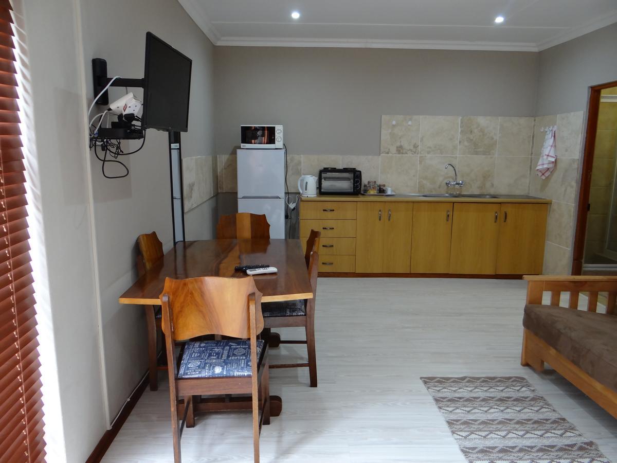 La Paix Guesthouse Beaufort West Eksteriør bilde