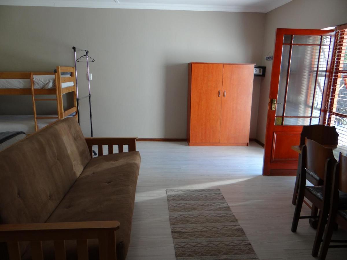 La Paix Guesthouse Beaufort West Eksteriør bilde