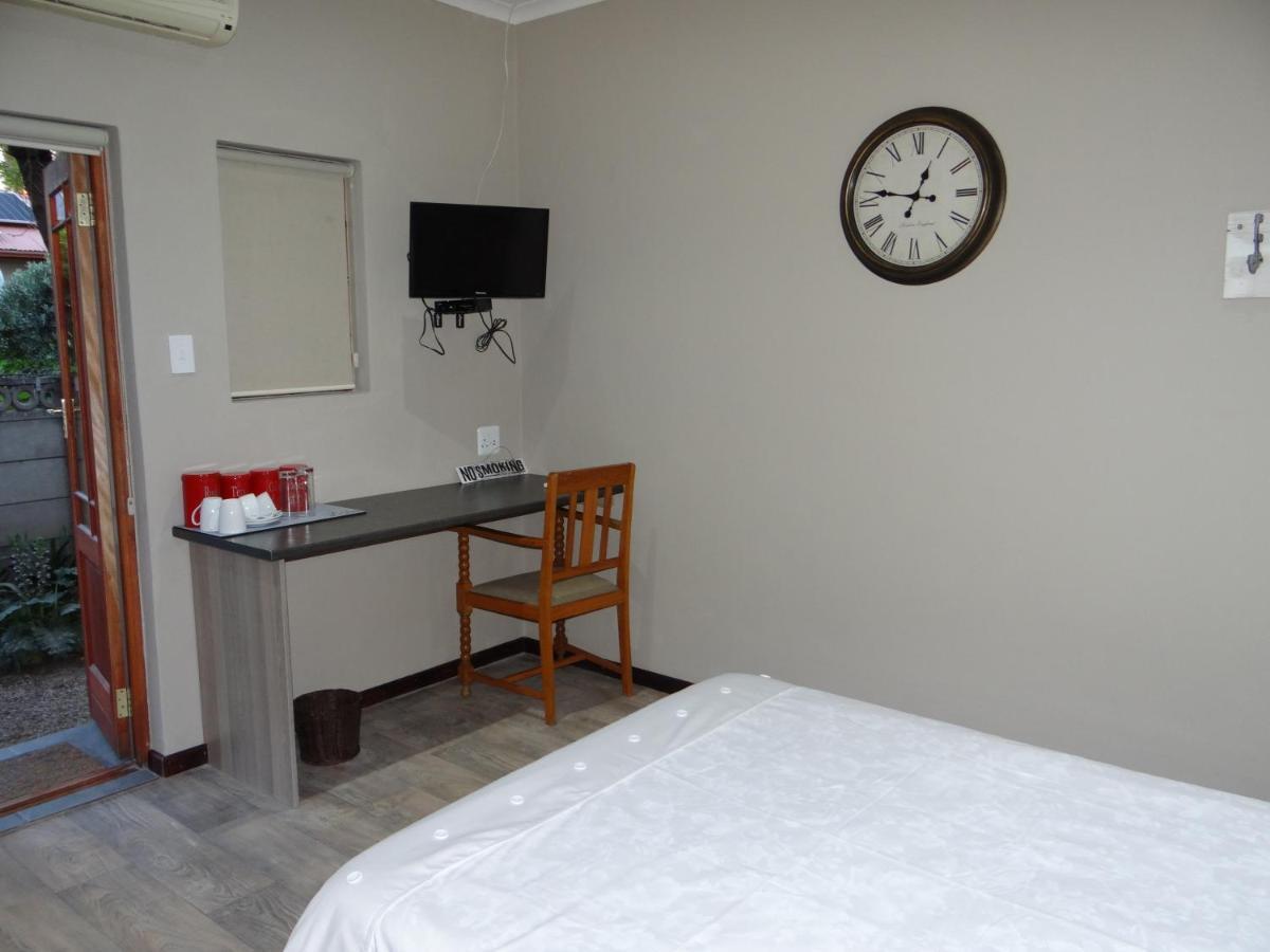La Paix Guesthouse Beaufort West Eksteriør bilde