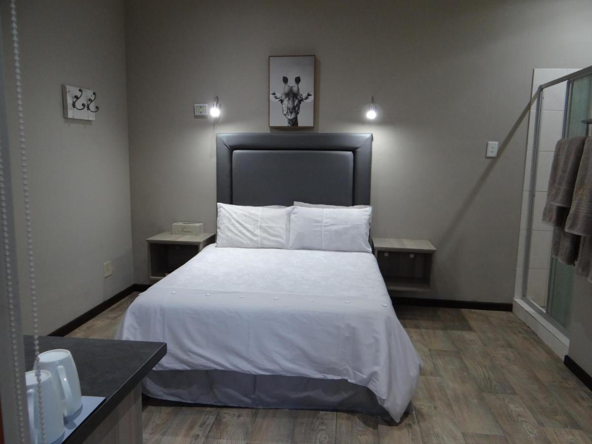 La Paix Guesthouse Beaufort West Eksteriør bilde