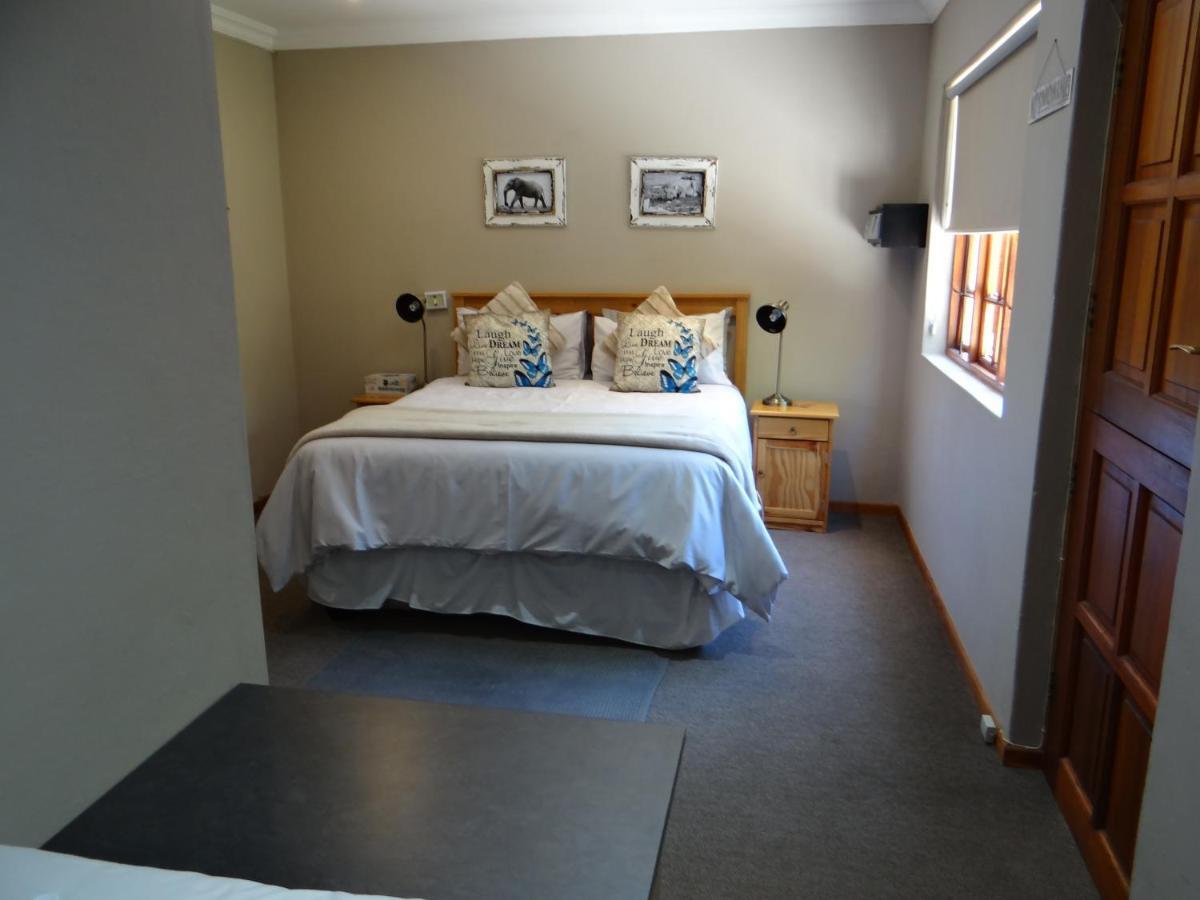 La Paix Guesthouse Beaufort West Eksteriør bilde