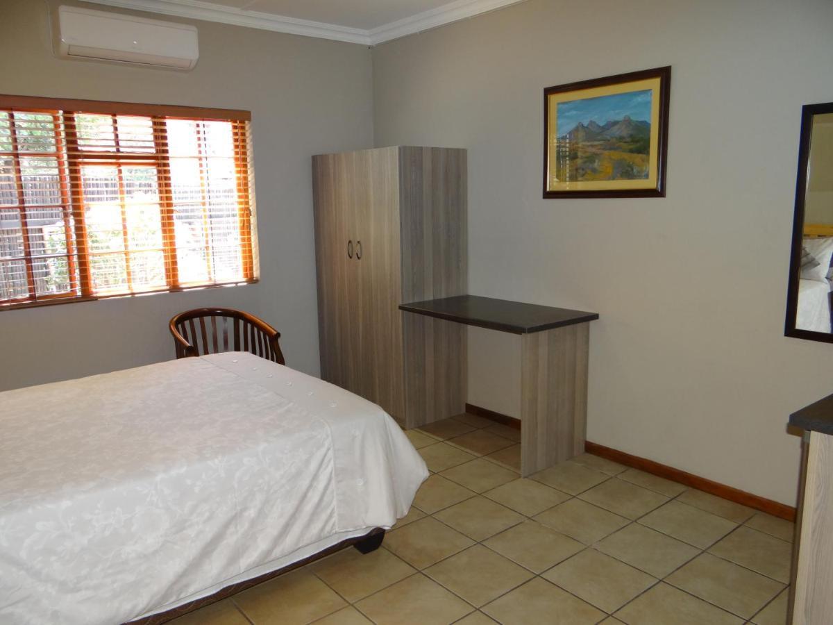 La Paix Guesthouse Beaufort West Eksteriør bilde