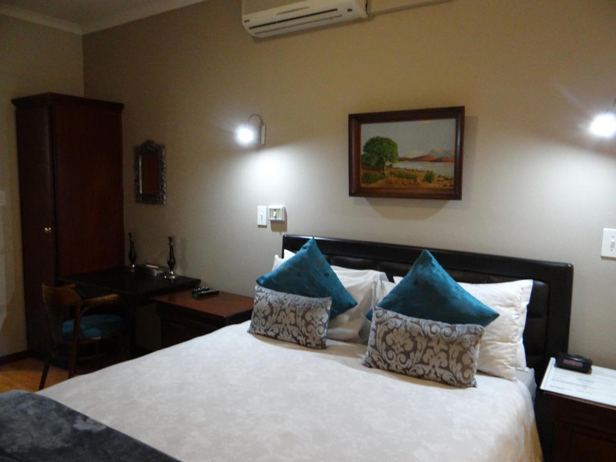 La Paix Guesthouse Beaufort West Eksteriør bilde